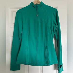 Lululemon define jacket size 10 in Maldives green
